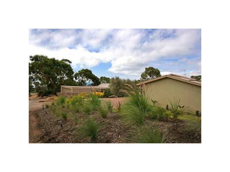 14 The Boulevard, Mccrae VIC 3938