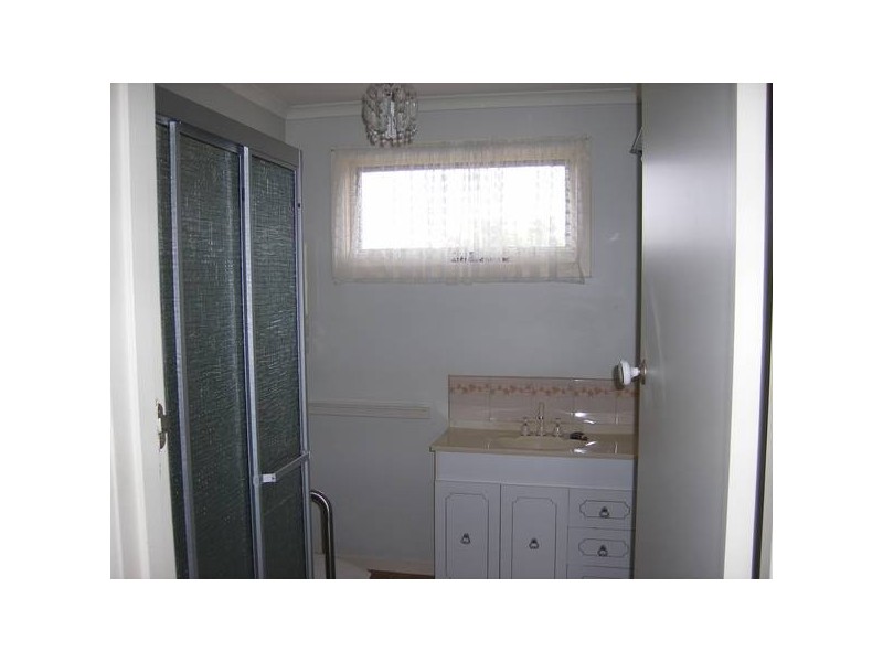 4 Cootamundra Avenue, Rosebud West VIC 3940