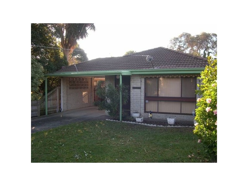 119 Eighth Avenue, Rosebud VIC 3939