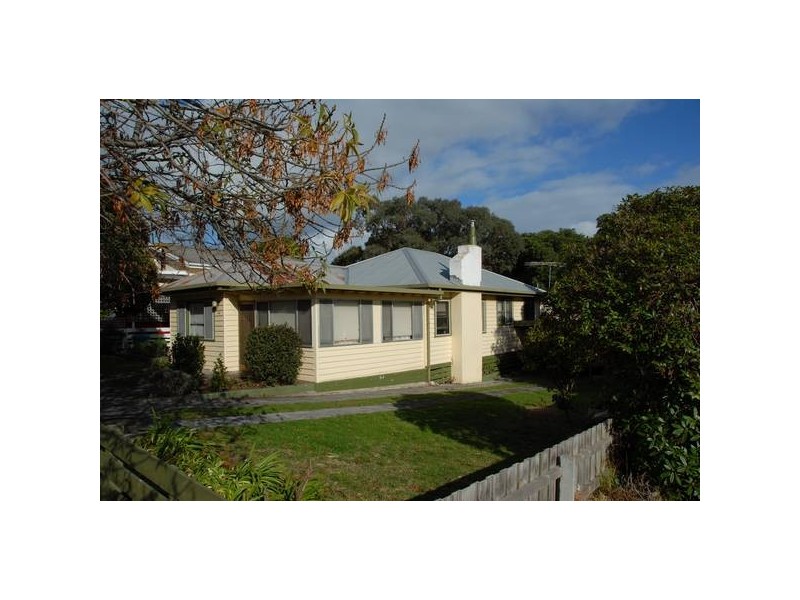 54 Second Avenue, Rosebud VIC 3939