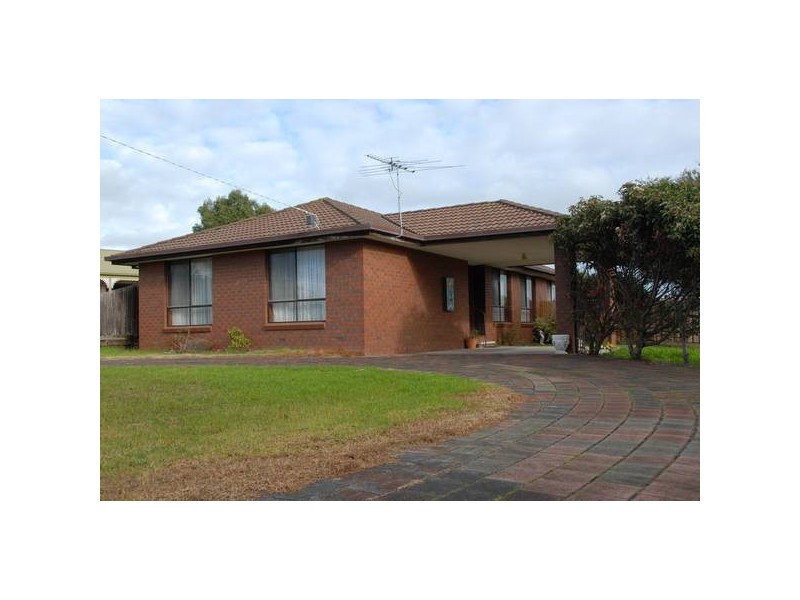 2 Ruyton Drive, Rosebud West VIC 3940