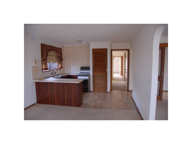 2 Ruyton Drive, Rosebud West VIC 3940