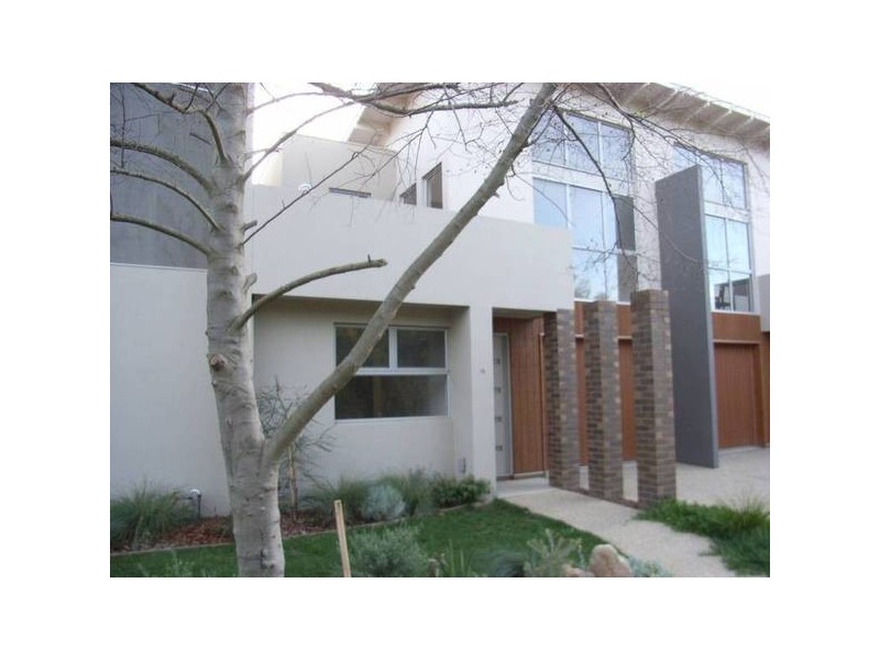 18 Parkmore Street, Rosebud VIC 3939