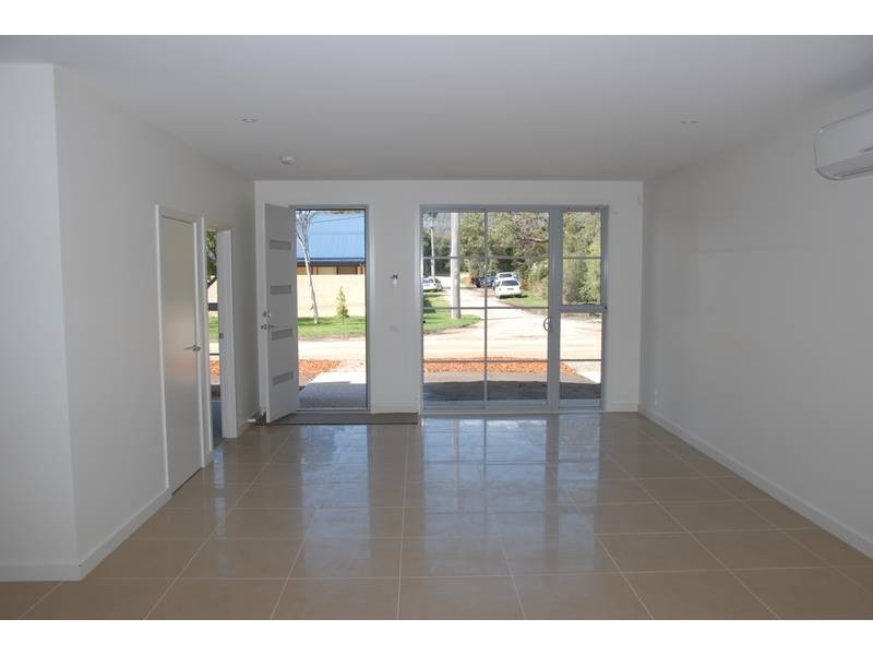 10 Parkmore Road, Rosebud VIC 3939