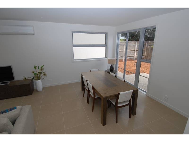 12 Parkmore Road, Rosebud VIC 3939