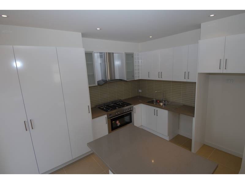 12 Parkmore Road, Rosebud VIC 3939