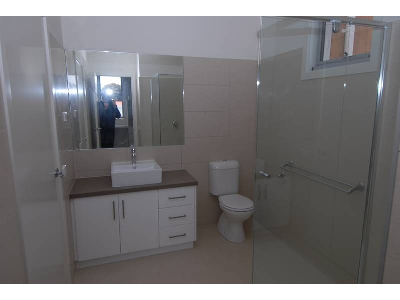 12 Parkmore Road, Rosebud VIC 3939