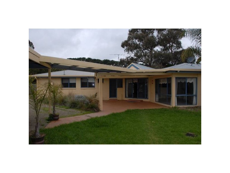 10 Cleek Crescent, Rosebud VIC 3939