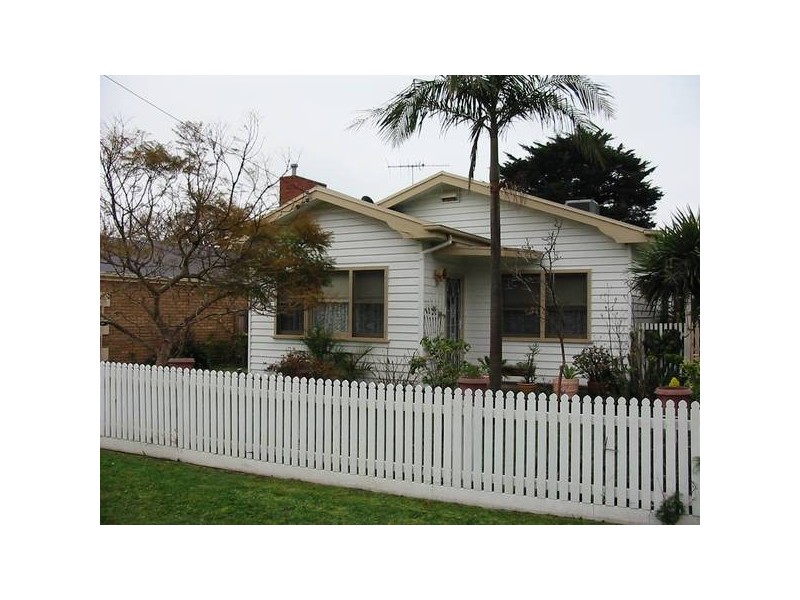 6 Paterson Street, Rosebud VIC 3939