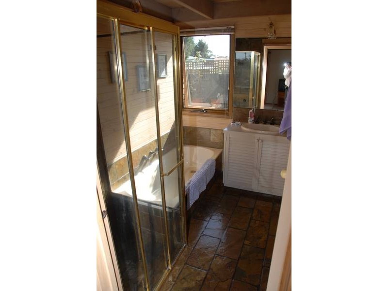 19 Ruyton Drive, Rosebud West VIC 3940