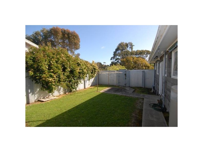 84 Bass Street, Flinders VIC 3929