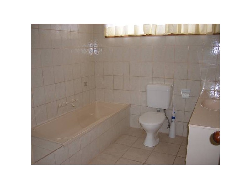 39 Leon Avenue, Rosebud VIC 3939