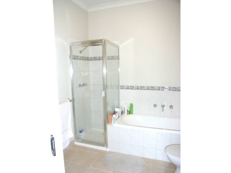 2/50 Austin Avenue, Mccrae VIC 3938