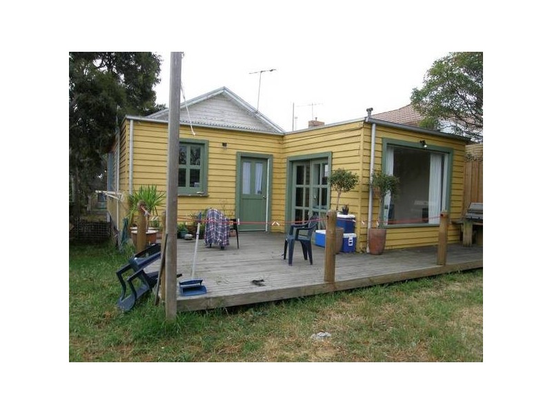 25 Seventh Avenue, Rosebud VIC 3939