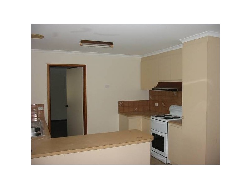 27 Besgrove Street, Rosebud VIC 3939