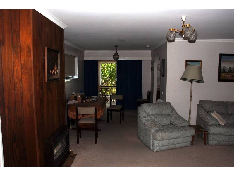 8 Harridge Street, Rosebud VIC 3939