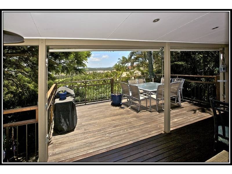 61 Cominan Ave, Banora Point NSW 2486