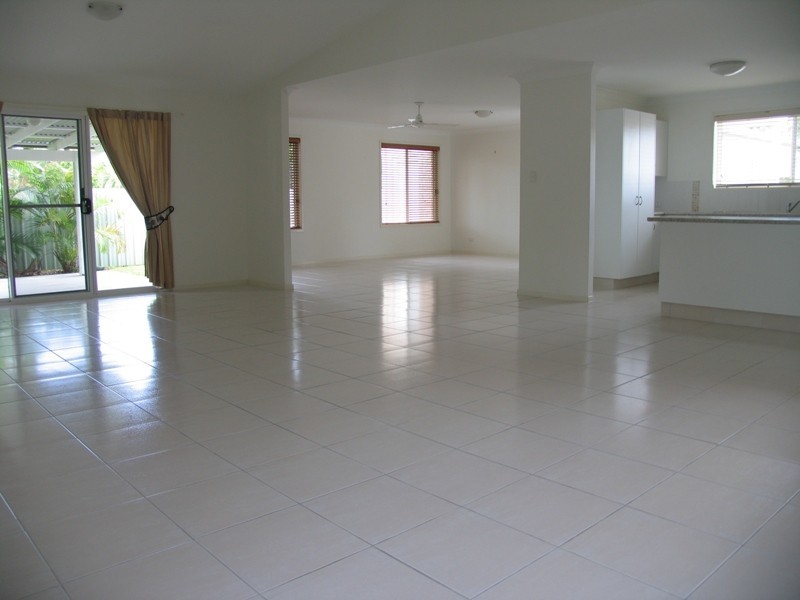 225 Kirkwood Road, Tweed Heads South NSW 2486