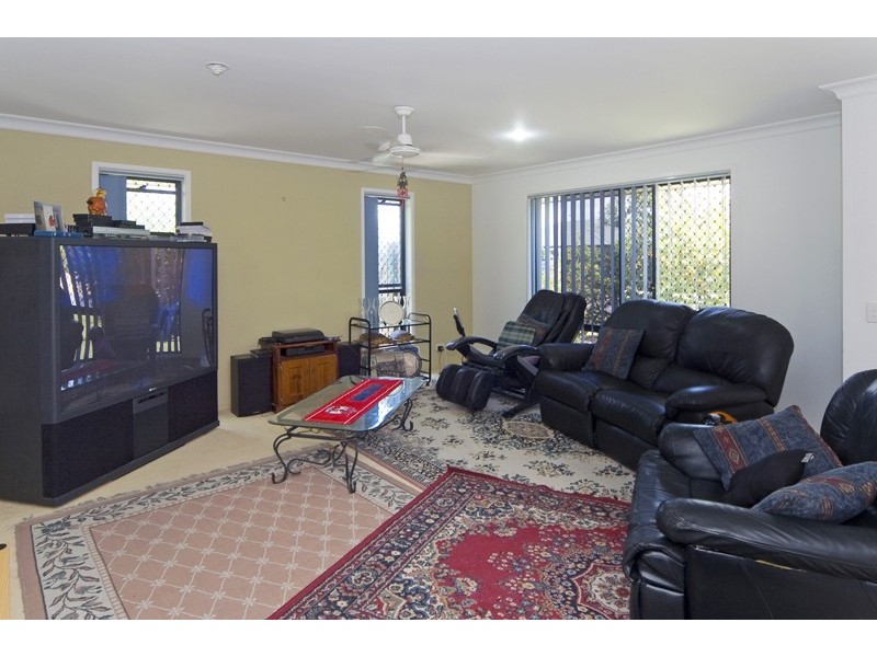 11 Triton Street, Tweed Heads South NSW 2486