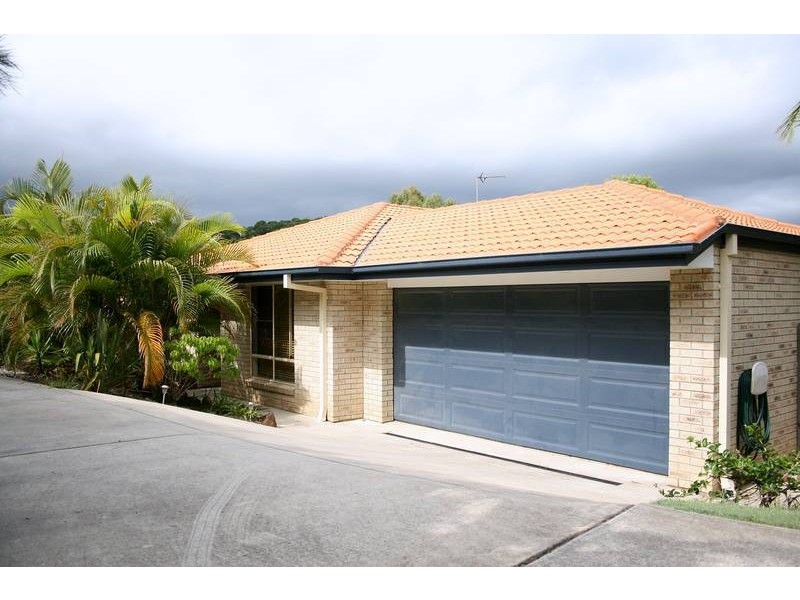 19 Donegal, Banora Point NSW 2486