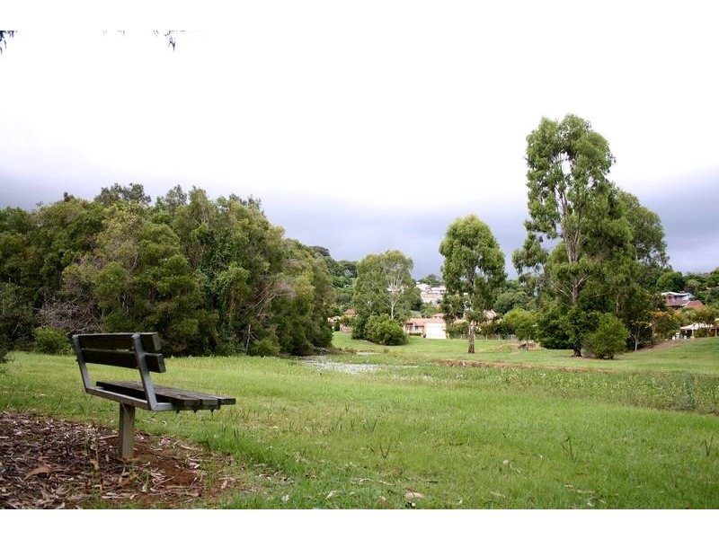 19 Donegal, Banora Point NSW 2486