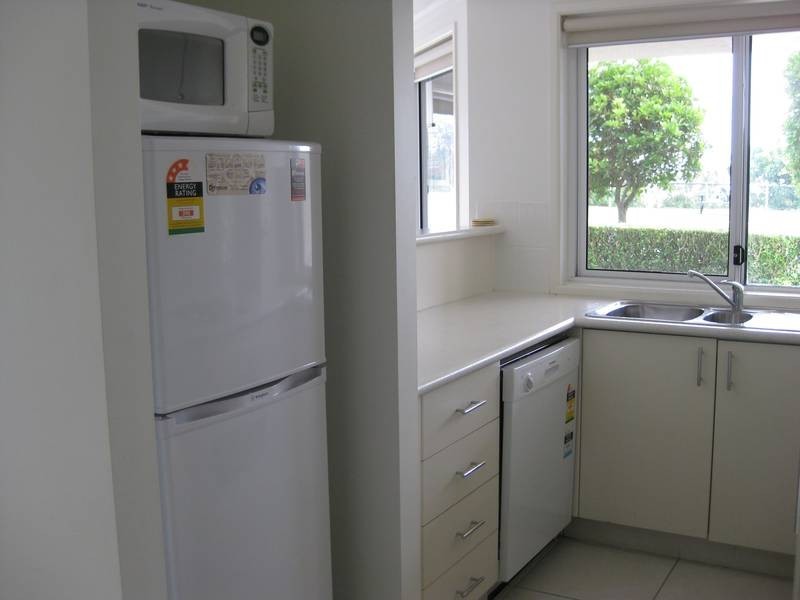 1/80 Pacific Parade, Bilinga QLD 4225