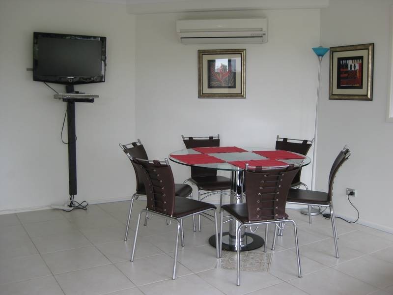 1/80 Pacific Parade, Bilinga QLD 4225