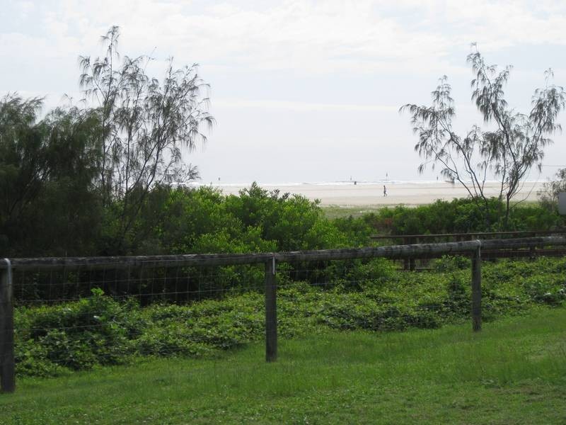 1/80 Pacific Parade, Bilinga QLD 4225