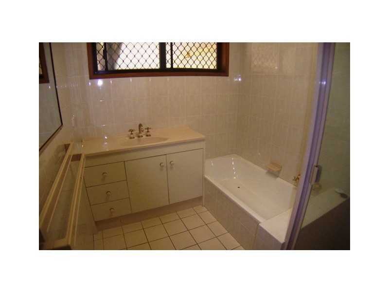 54 Blundell Boulevard, Tweed Heads South NSW 2486