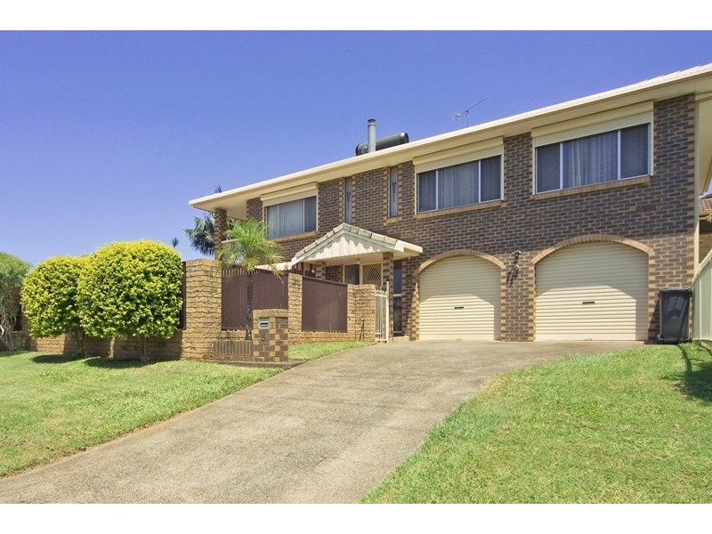 5 Somerset Ave, Banora Point NSW 2486