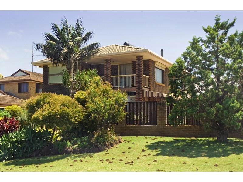 5 Somerset Ave, Banora Point NSW 2486