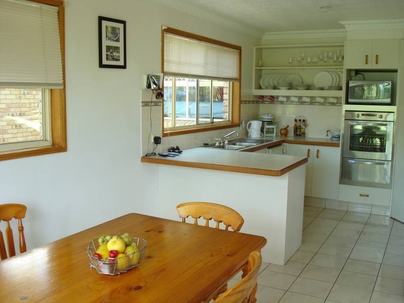 2/65 Bimbadeen Avenue, Banora Point NSW 2486