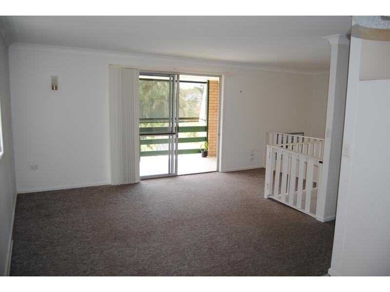 2/25 26th Avenue, Palm Beach QLD 4221