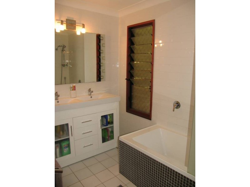 43 Elsie Street, Banora Point NSW 2486
