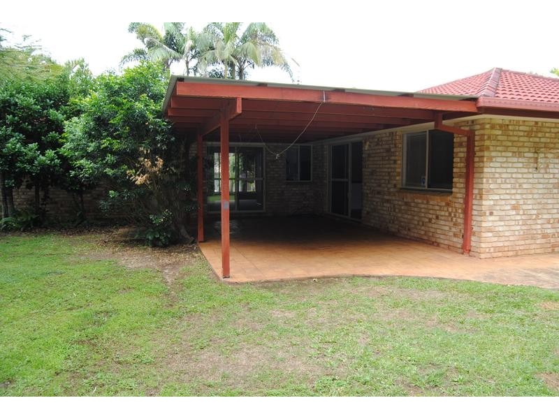 18 Kintyre Crescent, Banora Point NSW 2486