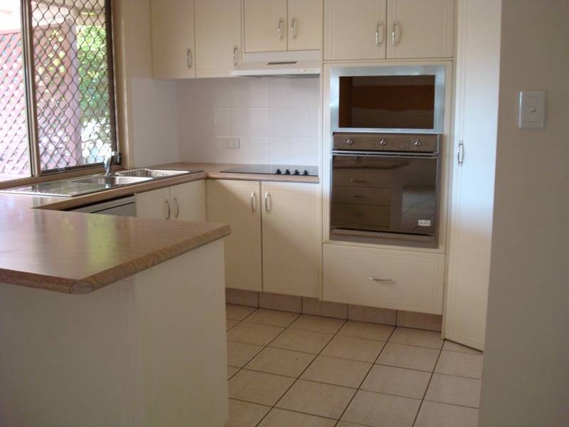 14 Clonakilty Close, Banora Point NSW 2486