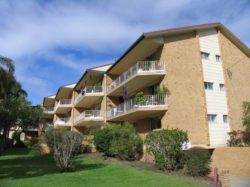 13/6-8 Haig Street, Kirra QLD 4225