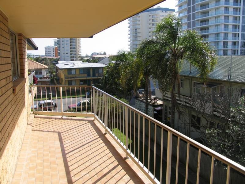 13/6-8 Haig Street, Kirra QLD 4225