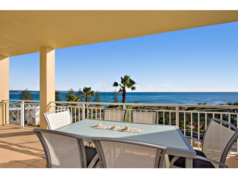 6/1 Tweed Terrace, Coolangatta QLD 4225