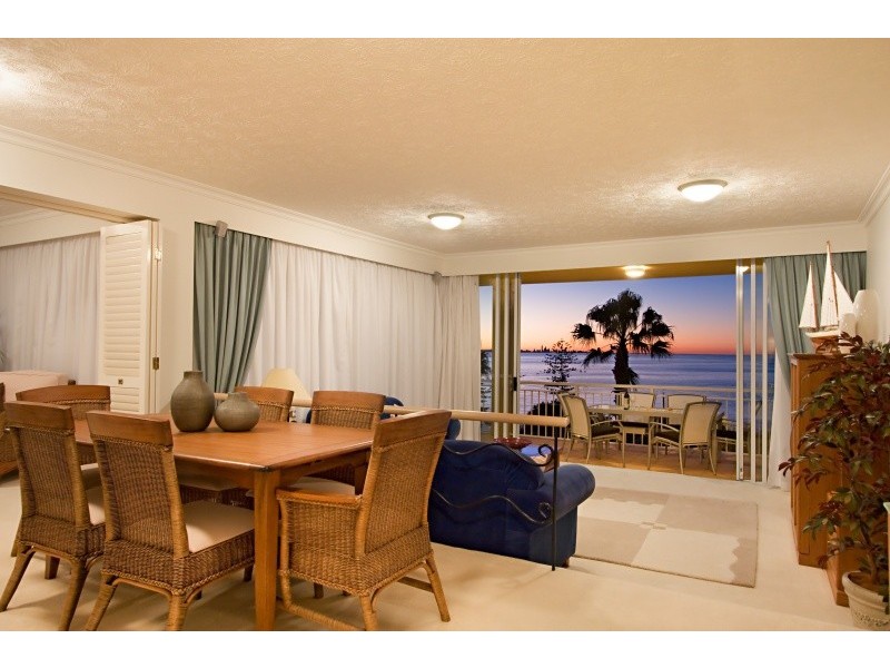 6/1 Tweed Terrace, Coolangatta QLD 4225