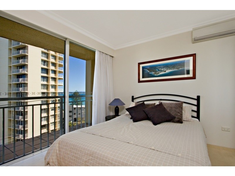 6/1 Tweed Terrace, Coolangatta QLD 4225