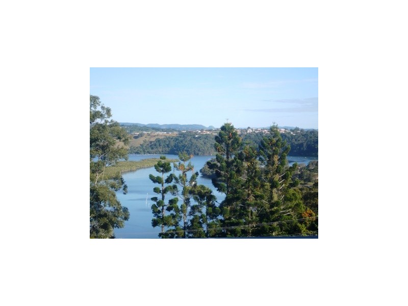 15 Lakeview Parade, Tweed Heads South NSW 2486
