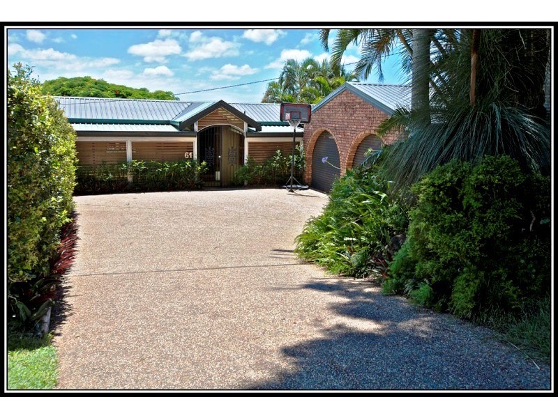 61 Cominan Avenue, Banora Point NSW 2486