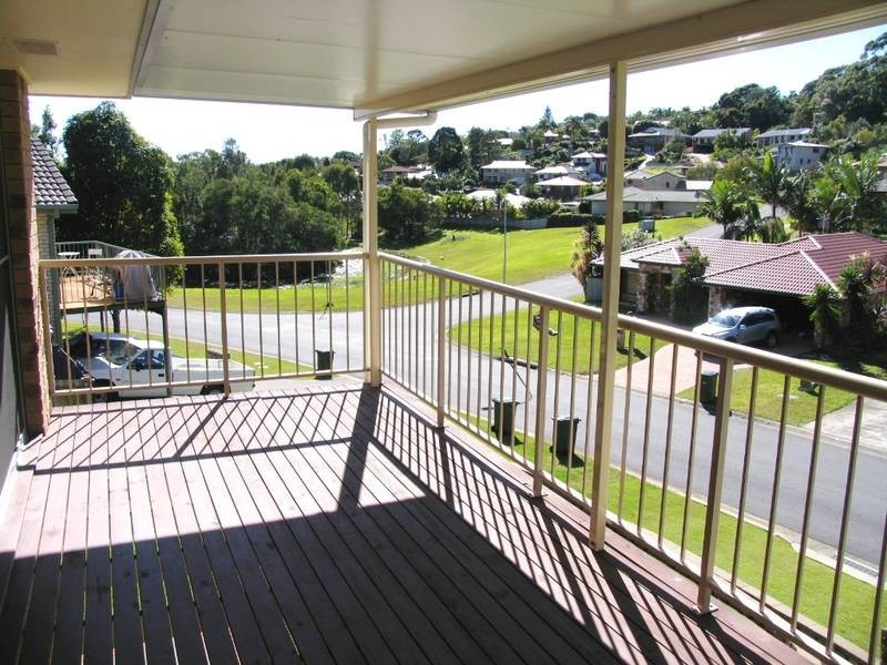 1/43 Kildare Dr, Banora Point NSW 2486