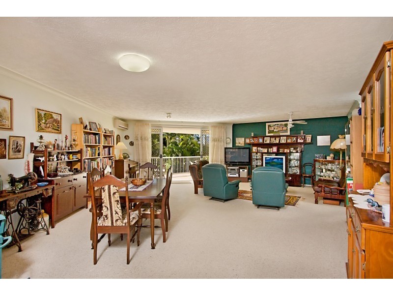 11/54 Dutton Street, Coolangatta QLD 4225