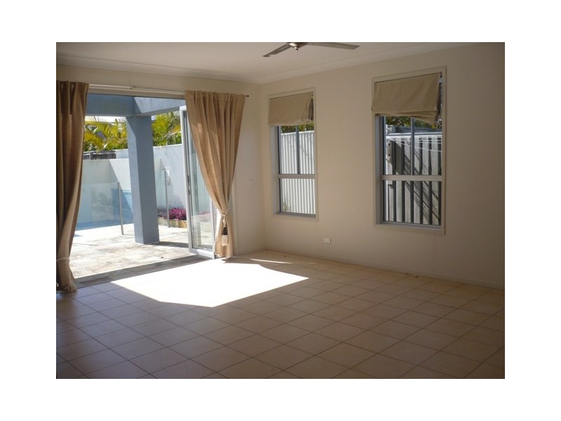 2/11 Coogera Lane, Casuarina NSW 2487