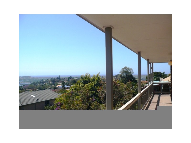 73 Simpson’s Drive, Bilambil Heights NSW 2486