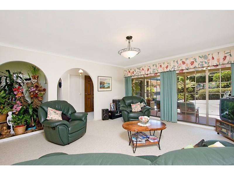 3 James Cook DR, Banora Point NSW 2486