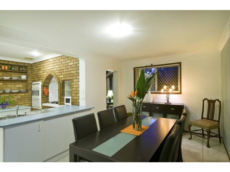 27 Marika Way, Currumbin Waters QLD 4223