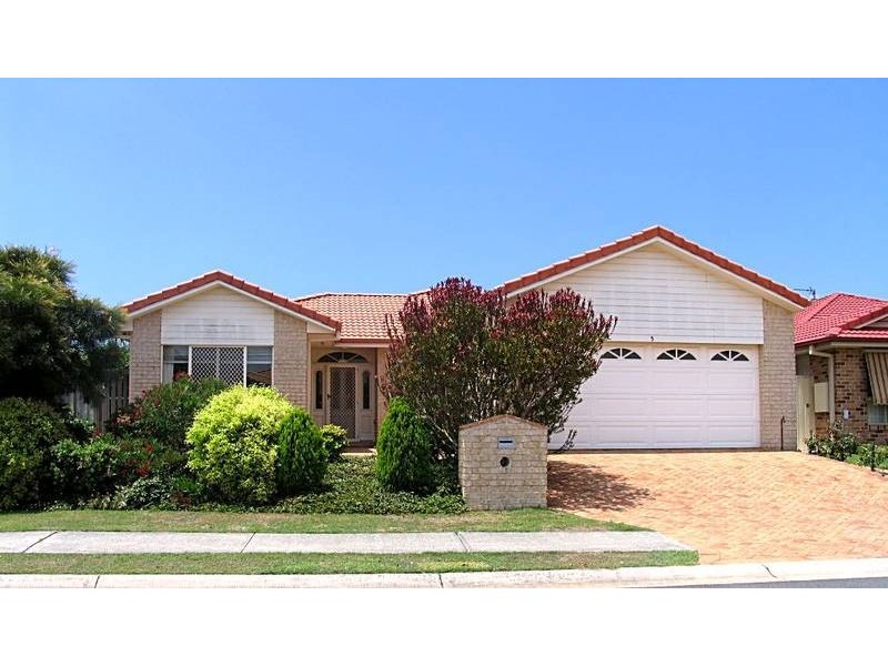 5 Kimberley, Banora Point NSW 2486